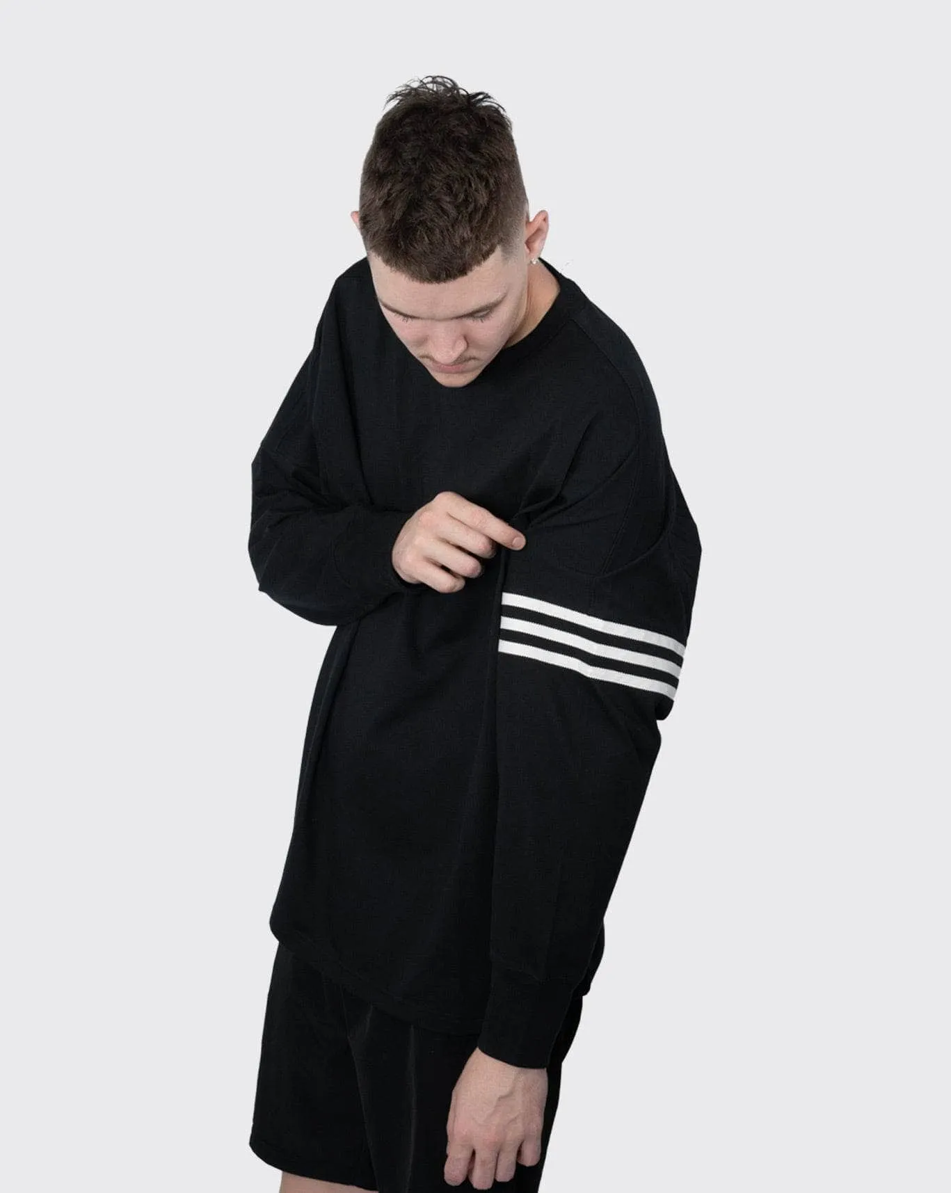 adidas neu classics LS tee