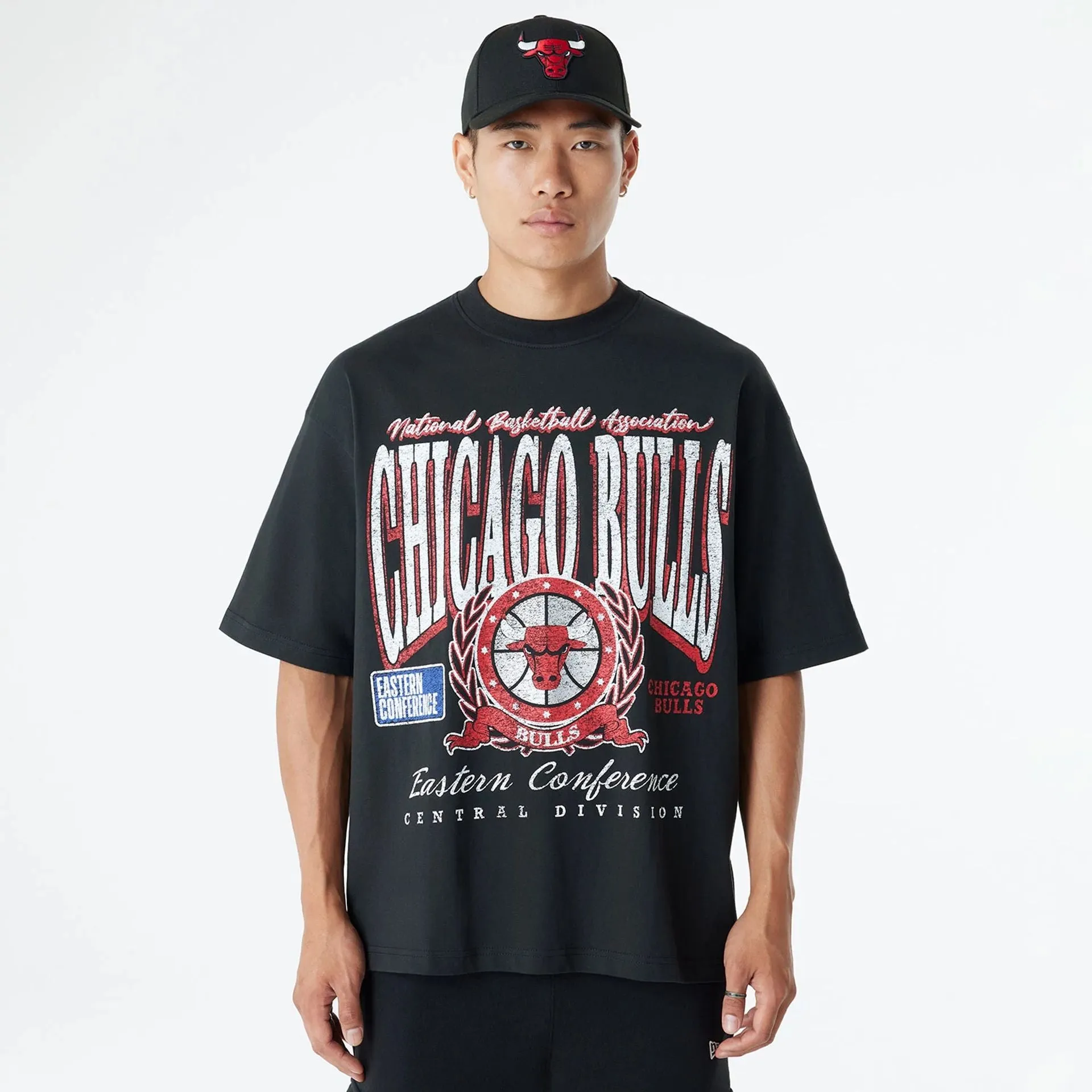 Chicago Bulls Oversized Essential Black Oversized T-Shirt