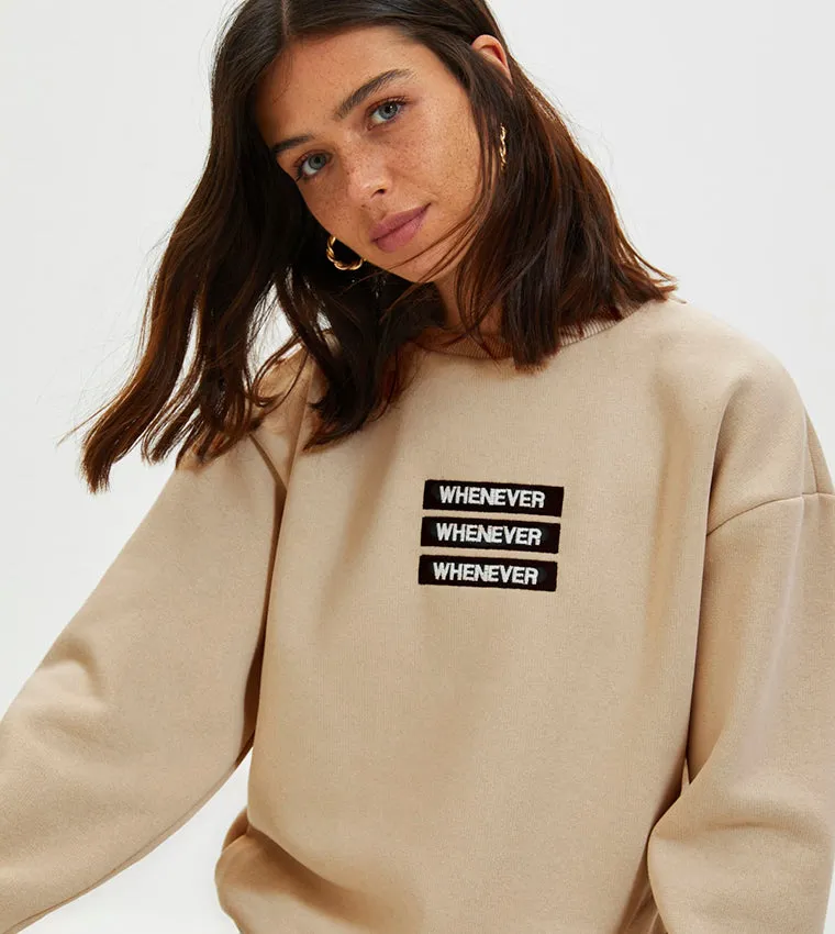 Crew Neck Knitted Sweatshirt - Trendyol