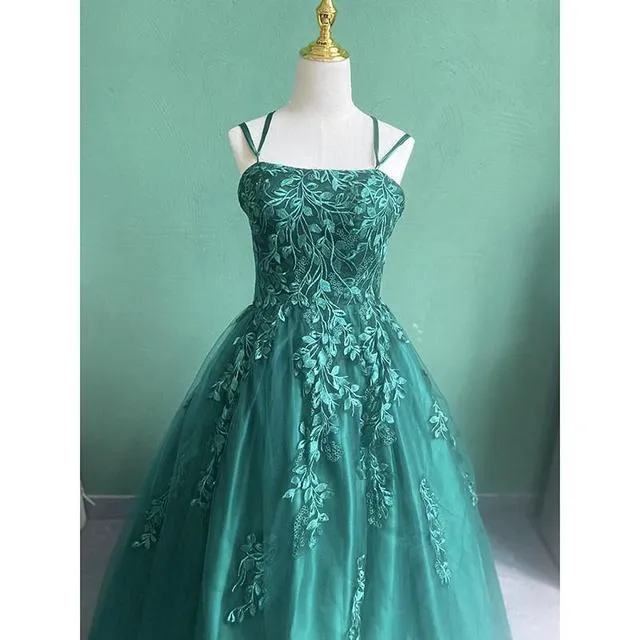 Evening Dress Queen Yanhira (Multiple Colors)