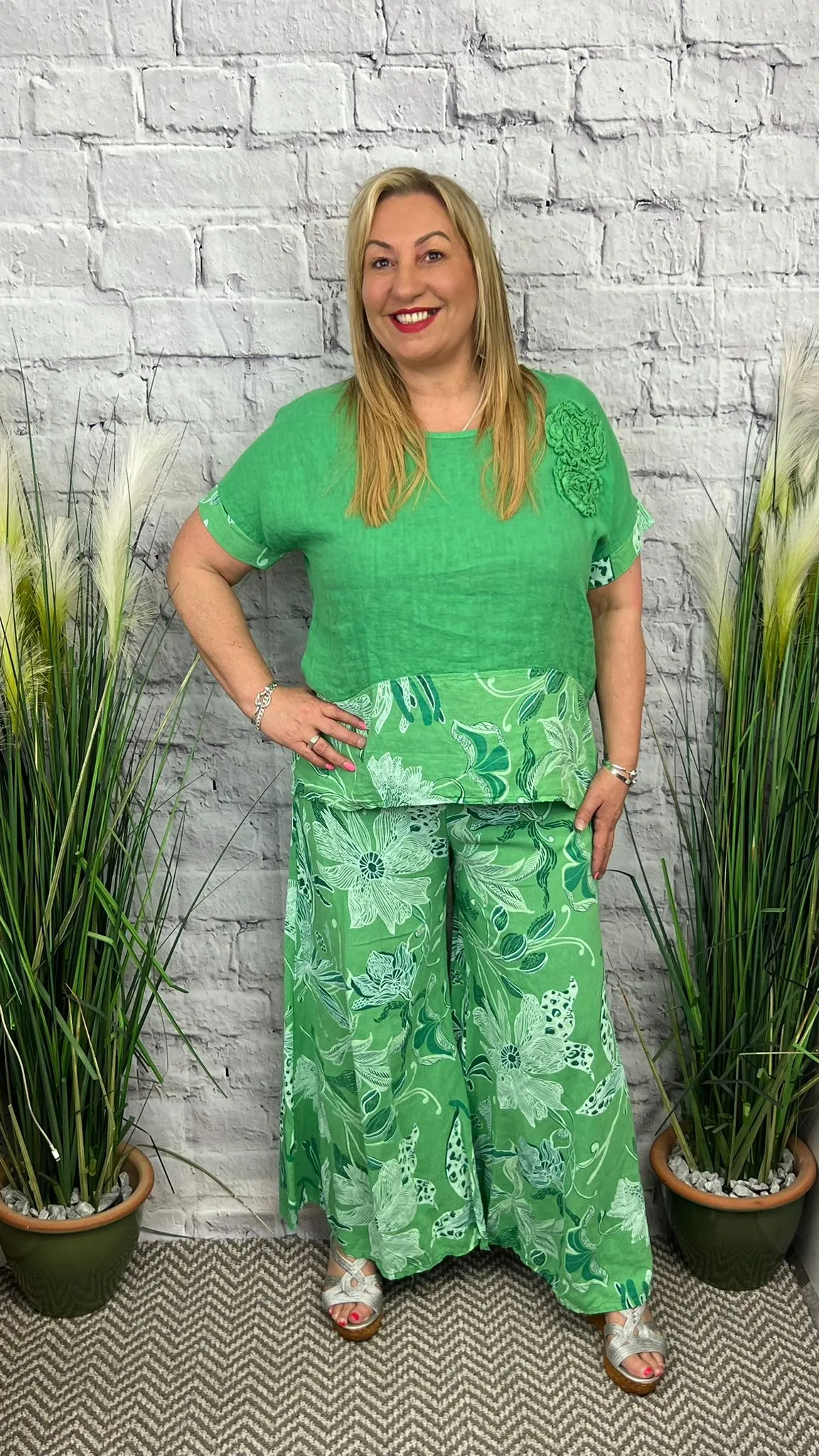 FREDA Floral Linen Two Piece Set