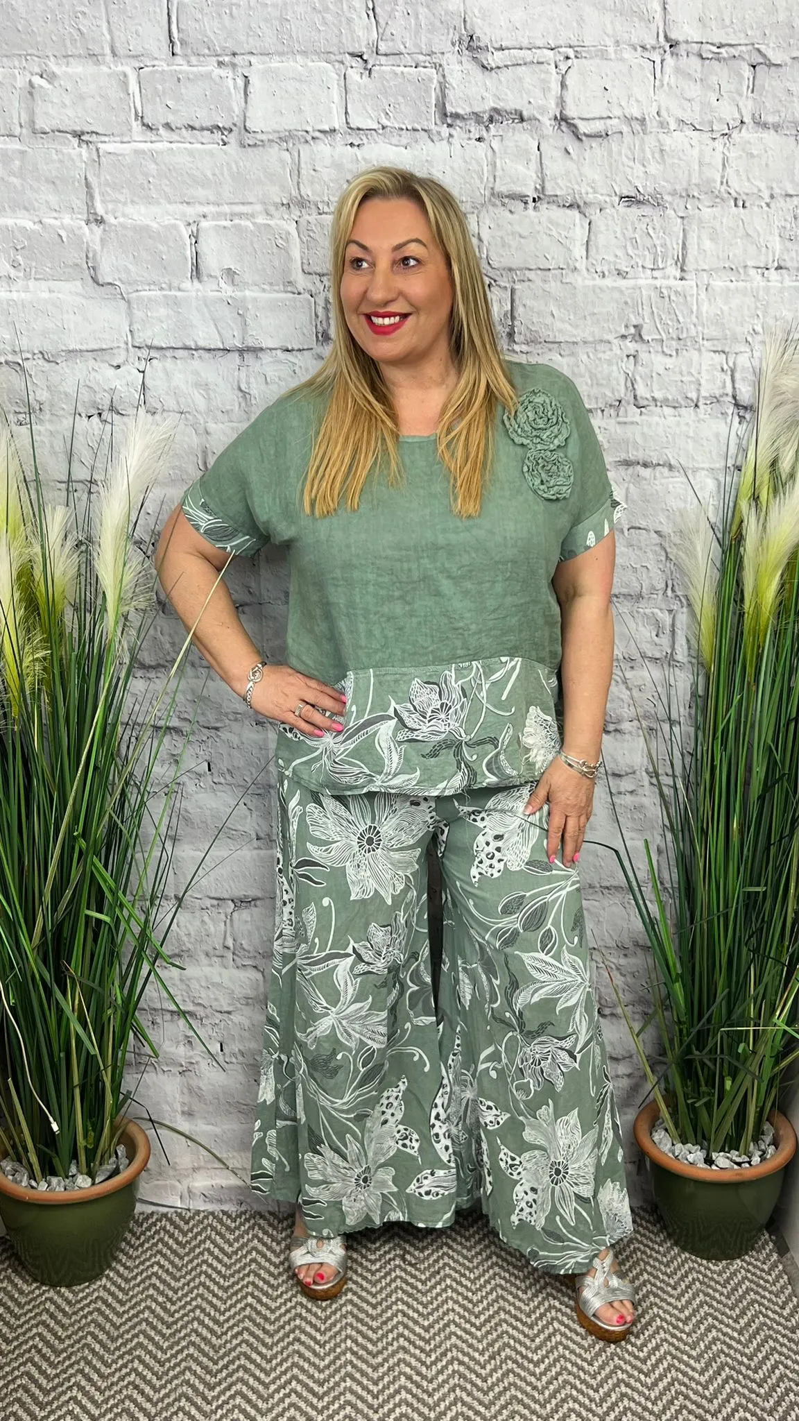 FREDA Floral Linen Two Piece Set