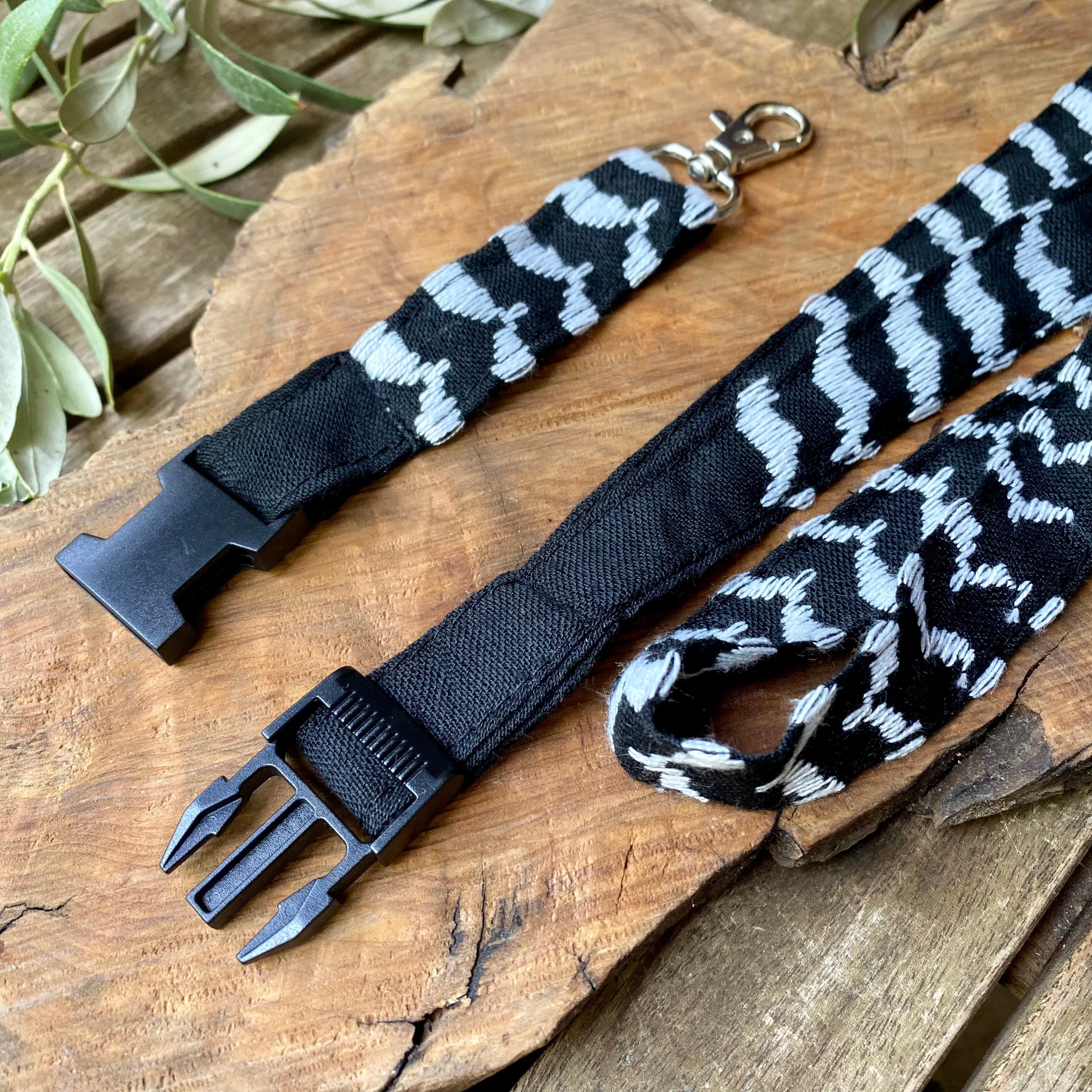 Keffiyeh Lanyard from Palestinian Traditional Keffiyeh Fabric