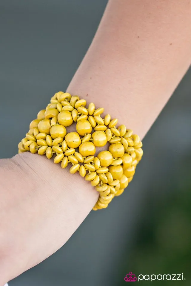 Paparazzi Accessories  - Tropical Bliss #B211 Drawer 3/1 - Yellow Bracelet